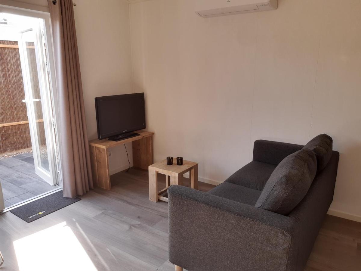 Vakantiechalet Huisje Onder De Toren Oostkapelle Dış mekan fotoğraf